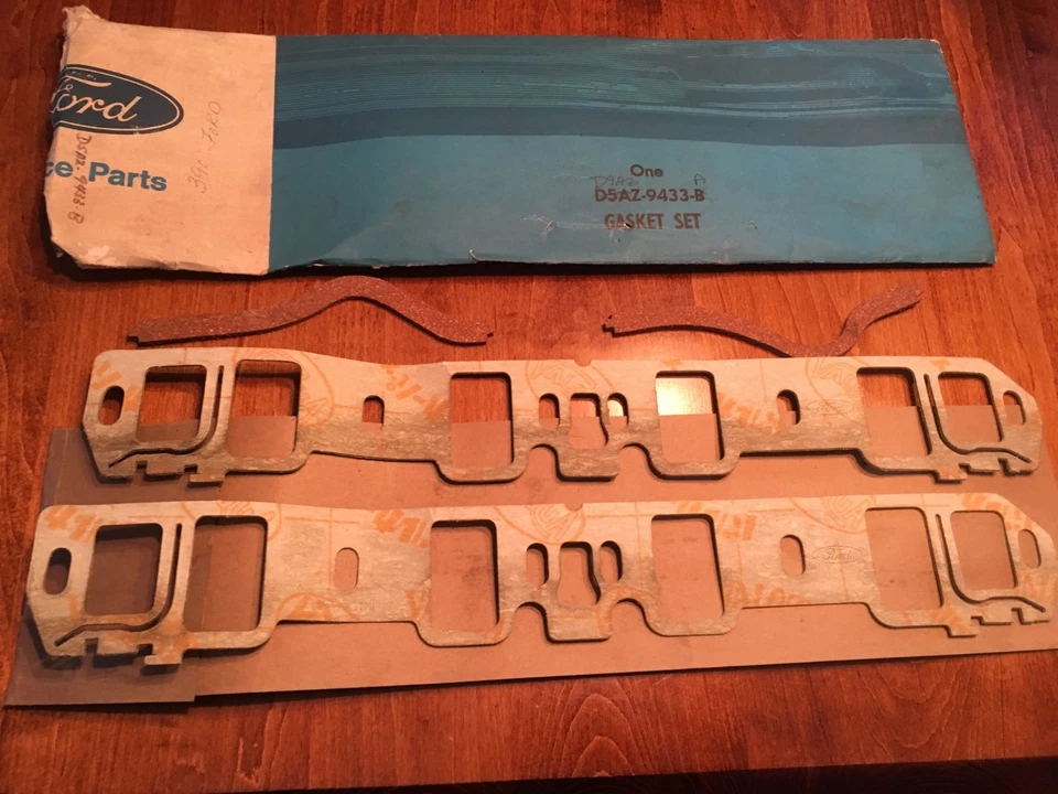 Nuevo de Lote Antiguo 1979-1988 Ford Mercury Lincoln LTD Marquis Continental MK Mark V 351 V8 Foto 1 de 1