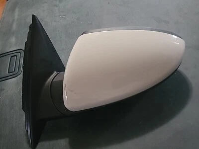 2019 2020 2021 KIA FORTE LEFT DRIVER SIDE DOOR MIRROR WHITE UD OEM 19 20 21 - Image 1 of 4
