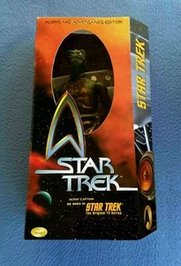 FIGURA DE ACCIÓN STAR TREK 12 PULGADAS GORN CAPITÁN CLÁSICO STAR TREK PLAYMATES - Imagen 1 de 3