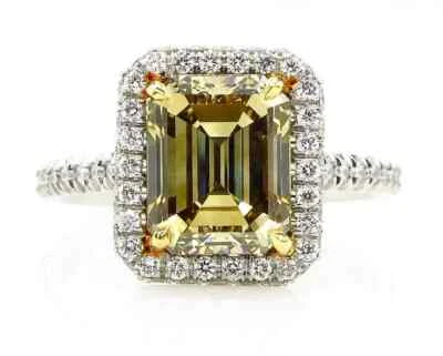 Alianza para mujer citrino de corte esmeralda de 2,3 quilates enchapada en oro blanco de 14 quilates Foto 1 de 4