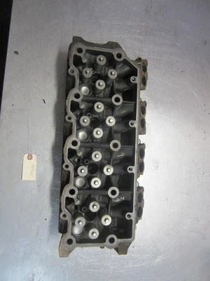 Cabeça de cilindro direita para 03-05 Ford F-350 Super Duty 6.0 1843080C2 Power Stoke D - Imagem 1 de 4