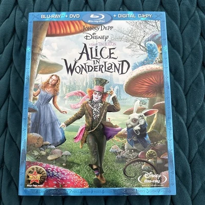 Alice in Wonderland - Blu-Ray + DVD - Disney - Johnny Depp - Image 1 of 4