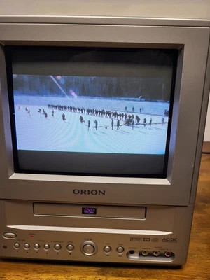 Orion 9" CRT TV/DVD Combo TVDVD092 Vintage Retro Gaming TV Works NO Remote - Image 1 of 4