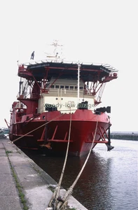 SLXY986 - Diving Support Vessel - Mansal-18 - 35mm Colour Slide - Bild 1 von 1