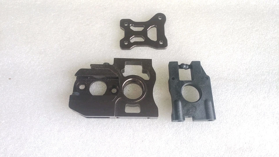 KYOSHO INFERNO MP10e MOTOR MOUNT  - Image 1 of 1