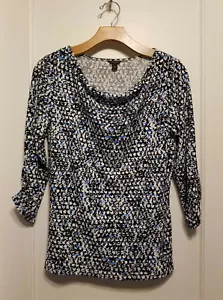 Ann Taylor Wasserfallausschnitt Top, geraffte Ärmeldetail, schwarz/blau Print, Gr. M, neu mit Etikett - Bild 1 von 7