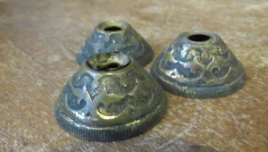 3 placas traseras antiguas victorianas del período imperio, 1 9/16 pulgadas - Imagen 1 de 4