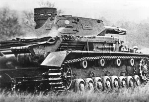 1930s-40s (6 x 4) Repro German RP- Tank- Side View- Panzer Mark IV- 75mm Cannon - Picture 1 of 2