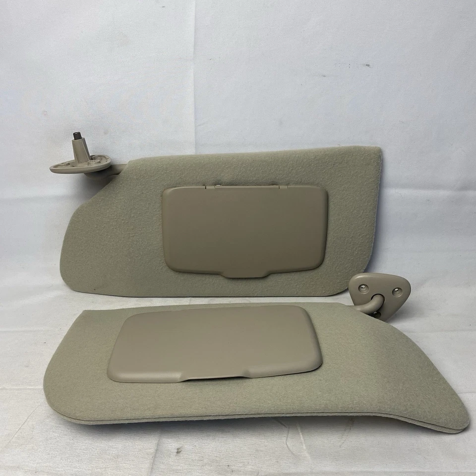 1995-2005 Chevrolet Cavalier Sunfire Sun Visor Pair Set Left Right Mirror LH RH — 第 1/4 张图片