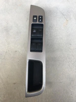 Interruptor de puerta izquierda espejo retrovisor eléctrico maestro conductor Nissan Versa 2007-2009 fabricante de equipos originales Foto 1 de 4