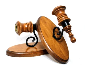 Vintage Holz Wandleuchter Kerzenhalter mit schwarzer Metallhalterung Set 2 - Bild 1 von 5