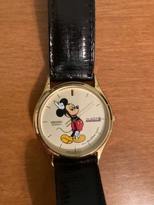 Reloj Hombre Vintage Seiko Mickey Mouse 5Y23-7079 34mm Batería Nueva Foto 1 de 4
