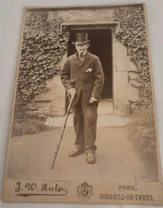 Antique Cabinet Card Photo Old Man In Top Hat With Crooked Stick By J W Rule - Picture 1 of 2