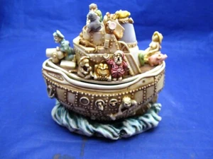 HARMONY KINGDOM Y2HK - TJSEY2K- MILLENNIUM BOX FIGURINE FIRST IN SERIES- RETIRED - Picture 1 of 12