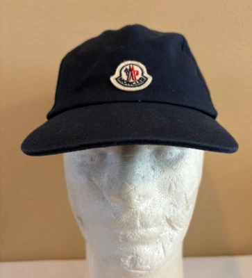 GORRA EXTRA PEQUEÑA DE DISEÑO MONCLER AZUL MARINO Foto 1 de 4