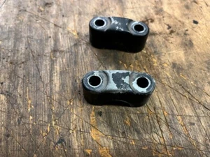 ABRAZADERAS DE MANILLAR KAWASAKI Z650/KZ650/Z900/Z1000 - Imagen 1 de 1