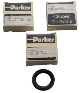 LOT OF 3 NEW IN BOX Parker 4QTR09 Oil Seal - Picture 1 of 4