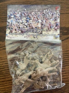 TSSD #18 Dismounted Indians with Casualties 1/32 Buckskin 12 figures in 6 poses - Picture 1 of 1