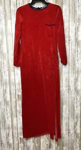 Vtg Albert Nipon for swirl / Lord & Taylor Red Velvet Nightgown Size 6 - Picture 1 of 9
