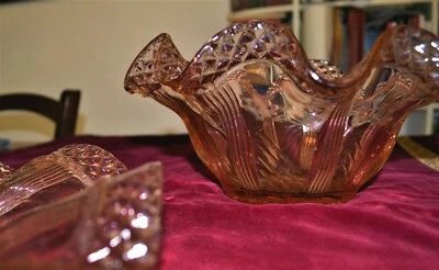 PORTA FRUTTA VINTAGE, DUE PEZZI IN VETRO LAVORATO - Immagine 1 di 4