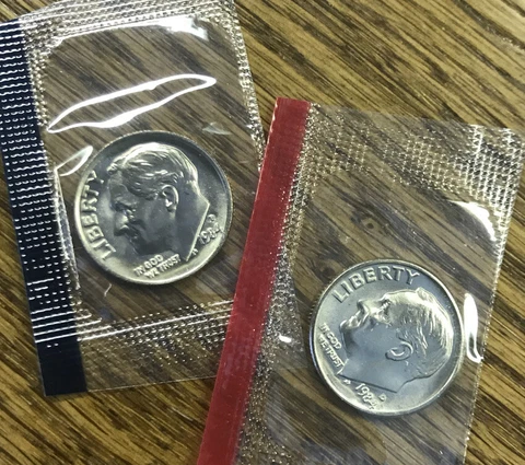 1984 P&D Roosevelt Dimes from Mint Set in Mint Cello with Free Shipping Cover