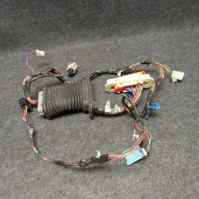 Arnés de cableado eléctrico puerta delantera para pasajeros Jeep Liberty 2002-2004 OEM 62642 Foto 1 de 4