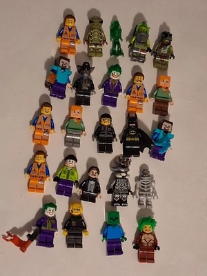 Lego Minifigure Lot Of 24 From Multiple Themes (Some Vintage) - Image 1 of 4