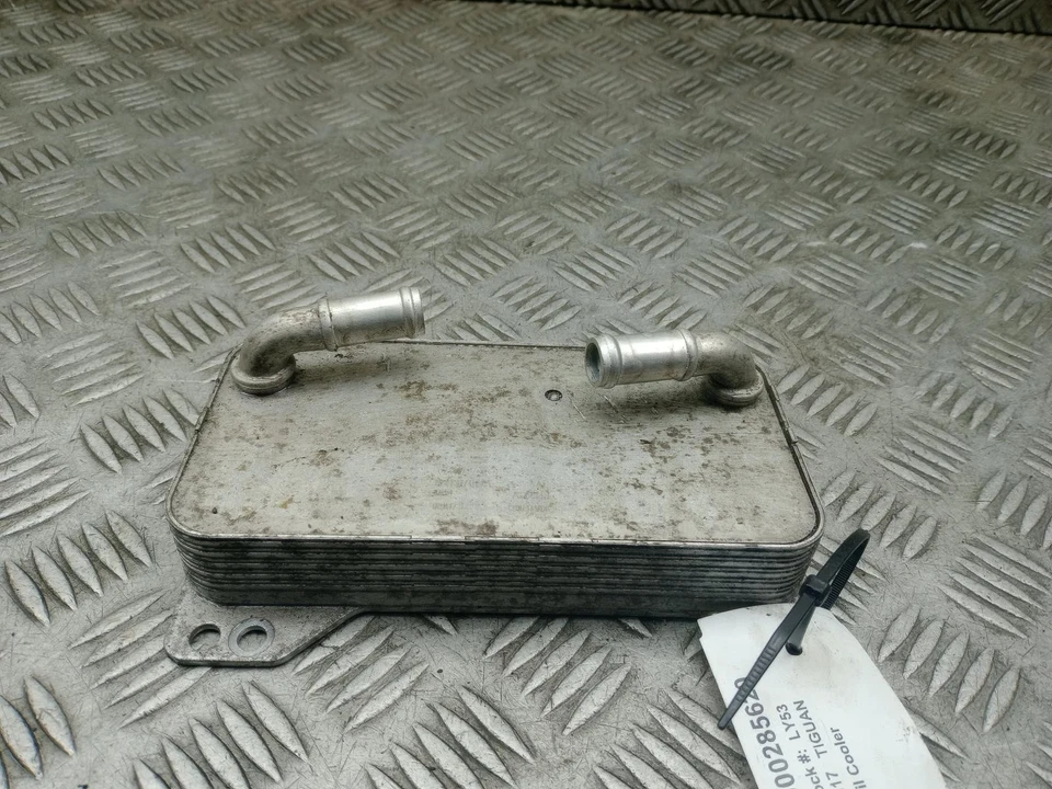 VOLKSWAGEN TIGUAN OIL COOLER GEARBOX 2.0 DIESEL 0BH317019A MK2 2016 - 2024 — 第 1/4 张图片