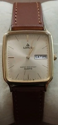 Винтажные кварцевые часы Lorus день и дата от Seiko V533-5A20R1 новый ремешок новый аккумулятор - Изображение 1 из 4