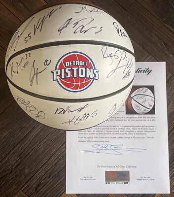 2012 Pistons NBA Basketball Team Signed By 14 Khris Middleton RC Prince PSA LOA - Image 1 of 4