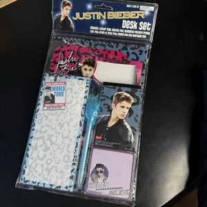 Vintage Y2k Justin Bieber Schreibwaren Schreibtisch Set Rahmen Memo Notizblock Spind Büro Stift - Bild 1 von 14