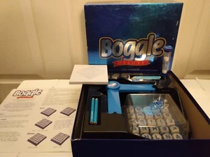 Complete Vintage 1997 Parker Brothers Boggle Deluxe 3 Minute Word Search Game - Picture 1 of 8