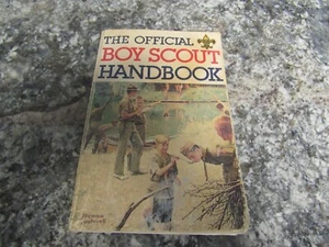 Vintage Boy Scouts BSA 1982 Official BOY SCOUT HANSBOOK - Picture 1 of 18