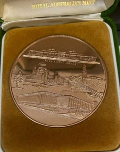 AUSTRALIA CANBERRA WAR MEMORIAL LAKE BURLEY COPPER MEDAL TOKEN 58mm Dia, 40grs - Picture 1 of 5