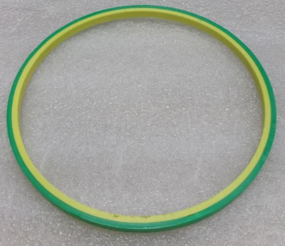 PERFECTION PRODUCTS INC. EXPANDER / WAFER / GRIPPER RINGS GREEN YELLOW # - Image 1 of 3