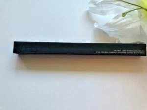 NARS Wet/Dry Eyeshadow Brush #49 ~100% Authentic~ Sealed Brand New In Box! - Picture 1 of 6