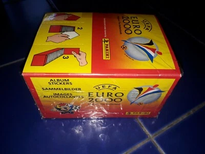 Caja de pegatinas Panini UEFA Euro 2000 (paquete de 100) Foto 1 de 4