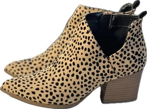 Qupid Ankle Booties Shoe Women Size 7.5 Leopard Print Size Zip Faux Suede V-Cut - Picture 1 of 7