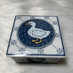 VTG Ceramic Trinket Box Cottagecore Blue White Duck Country Decor 80's 90’s - Picture 1 of 11
