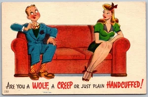 Vintage Are You a Wolf a Creep or Just Plain Handschellen! Humor Comic Leinen Postkarte - Bild 1 von 2