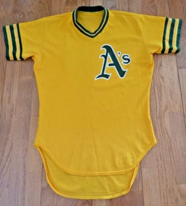 1983 - OAKLAND ATHLETICS - Game Worn Used JERSEY - BILLY WILLIAMS -Hall of Fame - Picture 1 of 7