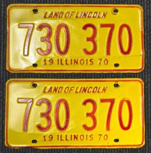 Vintage Yellow Illinois License Plate 1970 "Land Of Lincoln" 730 370 2 Pieces - Picture 1 of 2
