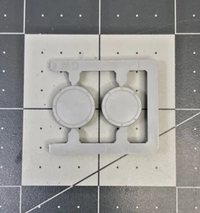 Vintage Warhammer OLDHAMMER ROUND SHIELDS citadel GW Chaos 1993 Old World BD25 - Picture 1 of 2