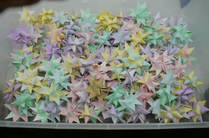 110 VINTAGE HAND MADE PAPER MORAVIAN STARS FOR CHRISTMAS OR EASTER DECORATIONS - Picture 1 of 9