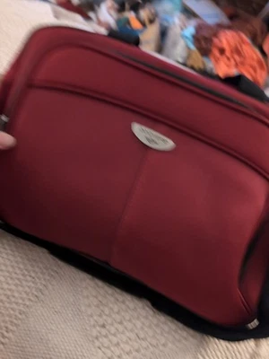 Bolso de Mano Dockers Granate con Correa para el Hombro 15x11x6 Foto 1 de 4