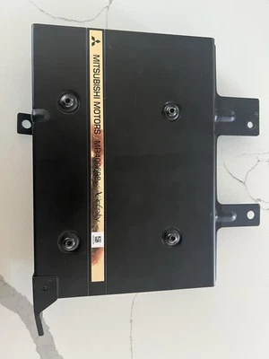 Amplificador estéreo Mitsubishi Motors MR400692 Eclipse (SIN PROBAR) Foto 1 de 4