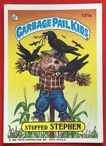 1986 Topps Garbage Pail Kids Series 4 #131a Stuffed Stephen w/ Copyright EX - Imagen 1 de 2