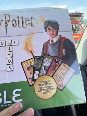 MATTEL HARRY POTTER SCRABBLE GAME - NEW IN SEALED BOX. S39 - Image 1 of 2