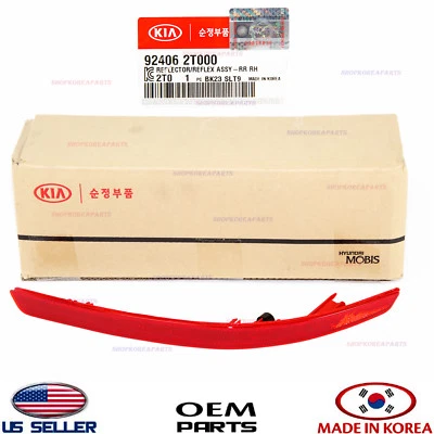 Genuine Rear Bumper Reflector RIGHT Passenger Side OEM Kia Optima 2011-2013 - Image 1 of 4
