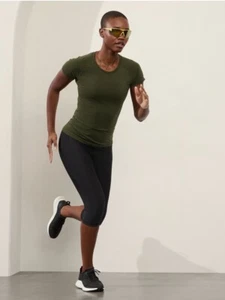 NWT Athleta Momentum Seamless Tee M Aspen Olive Green Sport Wicking Run - Picture 1 of 9